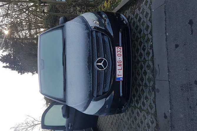 Luxury Minivan from Charleroi airport to the city of Brussels - Why this transfer can make Charleroi easier