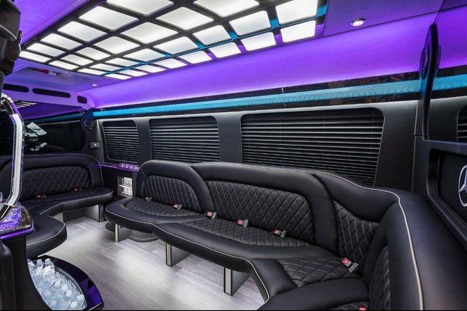Luxury Party Bus Limo in Miami - Key points at a glance
