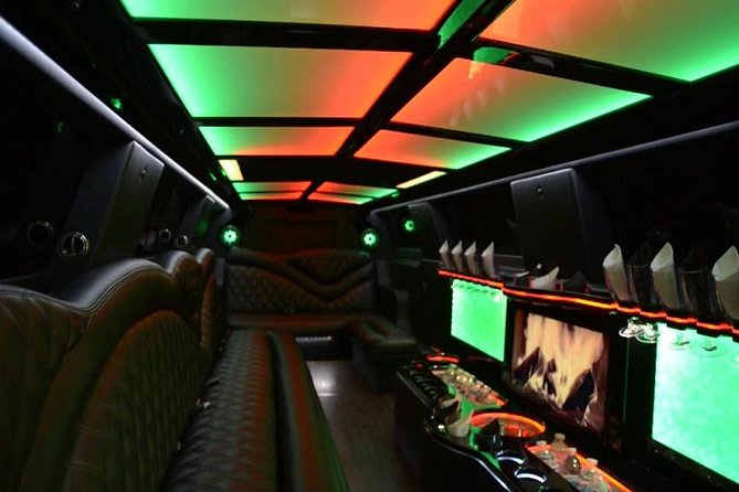 Luxury Party Bus Limo in Miami - What the service seems to do well