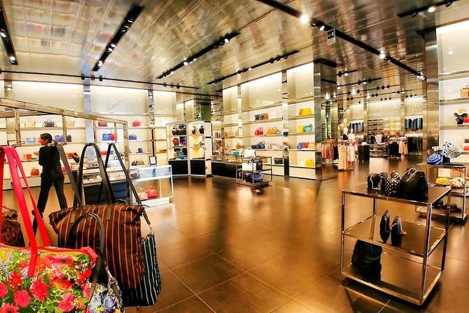 Luxury Shopping Experience: Private Chauffeur to The Mall & Prada - Is $180.62 per person good value?