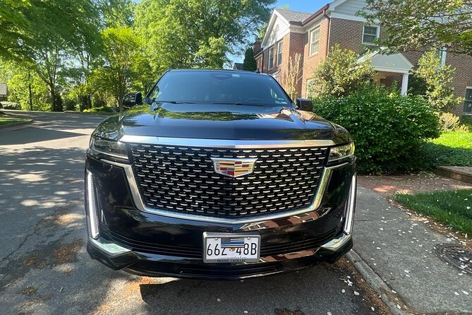 Luxury SUV Private Day or Night Tour of Washington DC - World War II Memorial and the Washington Monument