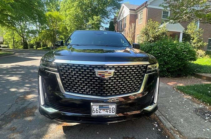 Luxury SUV Private Day or Night Tour of Washington DC - What the chauffeur guide service is really like