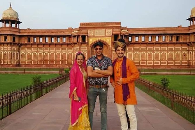 Luxury Taj Mahal Tour By Luxury Car From Delhi With 5 Star Lunch - Why this Taj Mahal day trip works