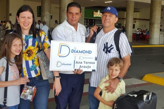 Luxury Transfer between Punta Cana Airport and Bavaro Hotels - A straight ride from Punta Cana Airport to Bávaro