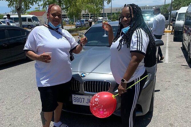 Luxury Transfer: Montego Bay Airport - Negril & Ocho Rios Resorts - What the service does not include