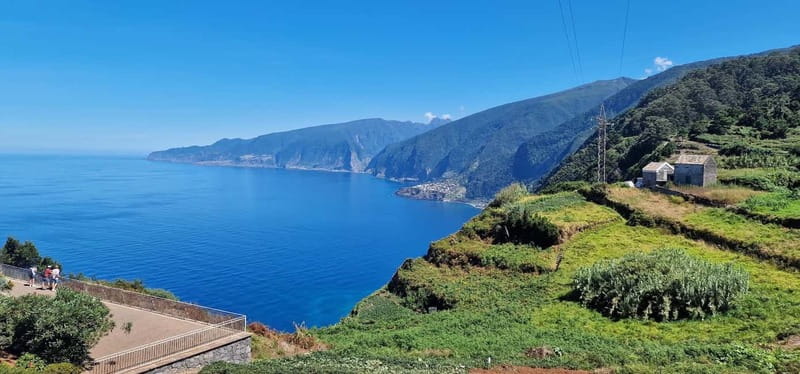 Madeira Private 4-Seater Mercedes VIP - Pico do Arieiro and Madeira’s high mountain roads