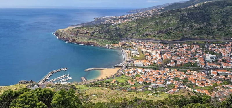 Madeira Private 4-Seater Mercedes VIP - Building your eight-hour Madeira route