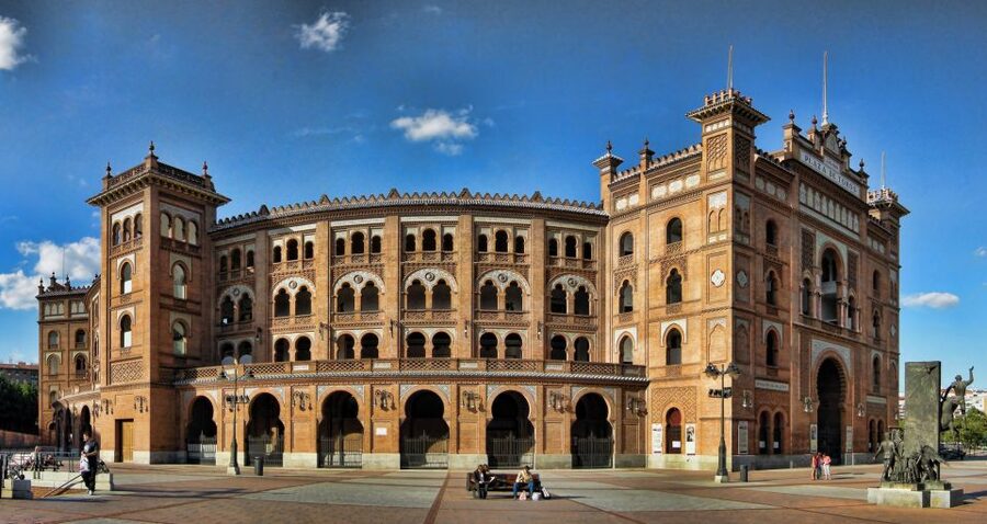 Madrid: Private Custom City Tour with Driver and Guide - Royal Palace, the Alcázar story, and royal Madrid