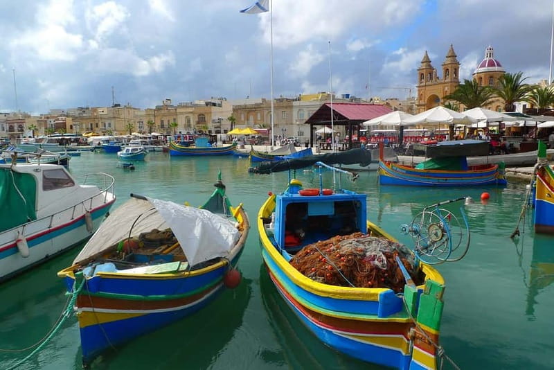 Malta: Private Driver Tour to Explore Malta in 6 Hours - Ta’ Qali Crafts Village for a local shopping stop