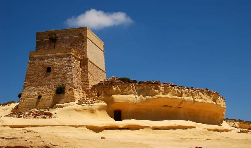 Malta: Private Driver Tour to Explore Malta in 6 Hours - Mdina: one hour inside Malta’s old city