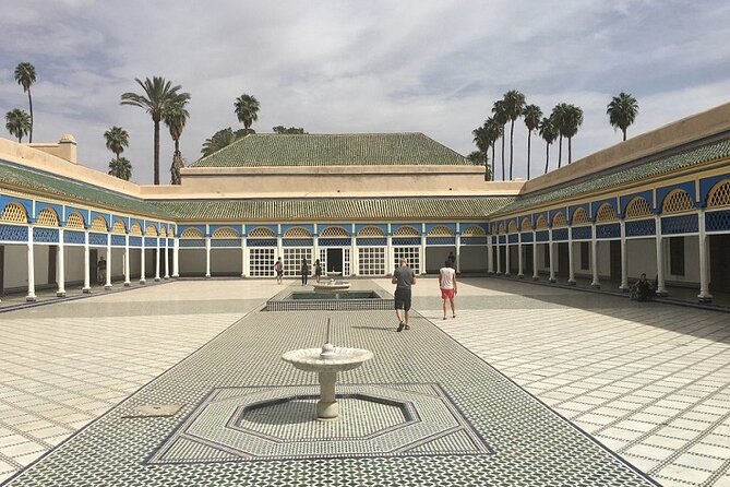 Marrakech city tour with driver - Half-day - The Saadian Tombs and Marrakech’s royal past