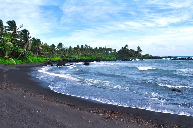 Maui: Road to Hana Luxury Limo-Van Tour with Helicopter Flight - Why this Road to Hana tour saves your energy