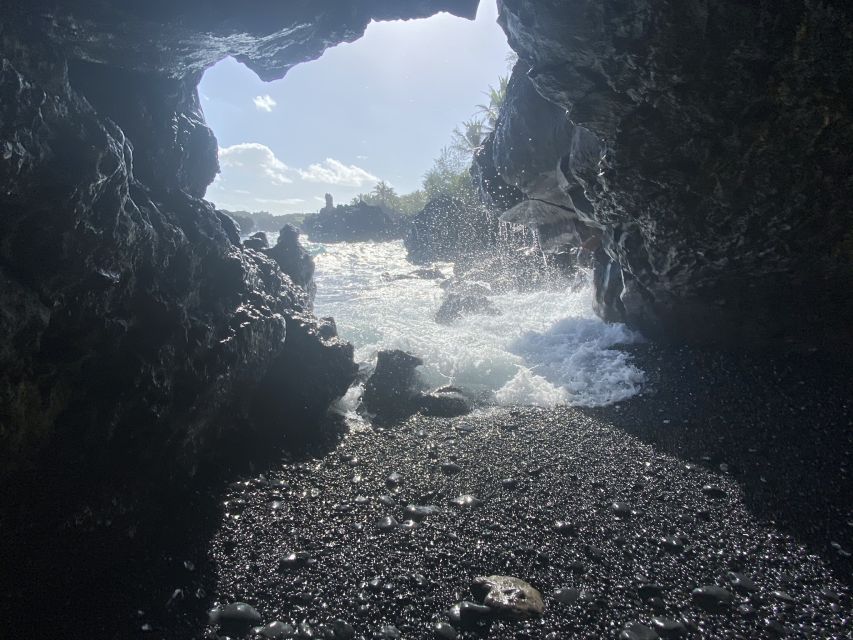Maui: Road to Hana Private Adventure Tour with Luxury SUV - Haleakala National Park and the Pools at Oheo