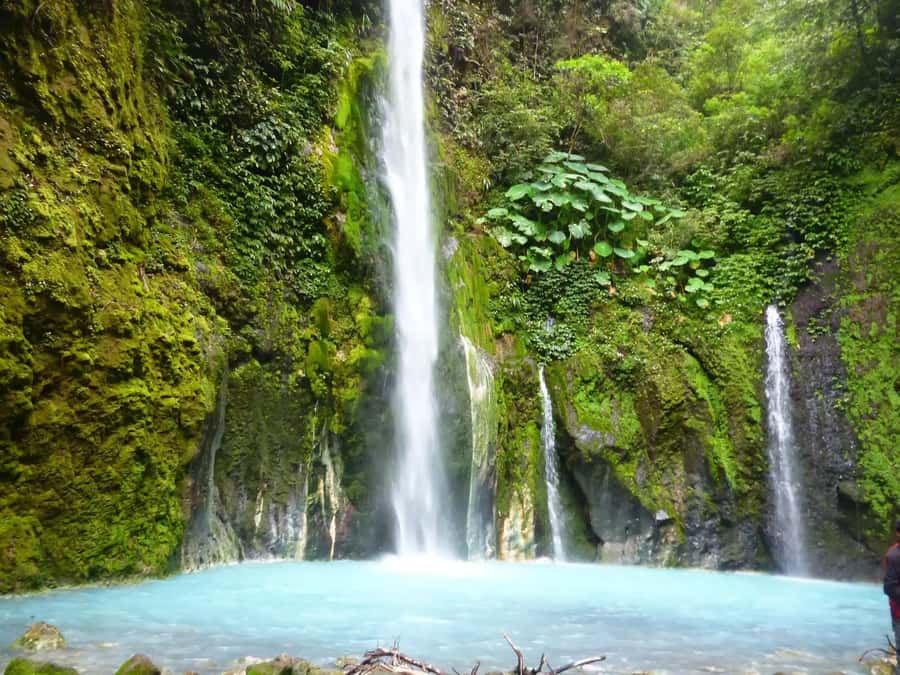 MEDAN : BERASTAGI TOURS WITH PRIVATE CAR DRIVER - The 7 AM departure and the road south