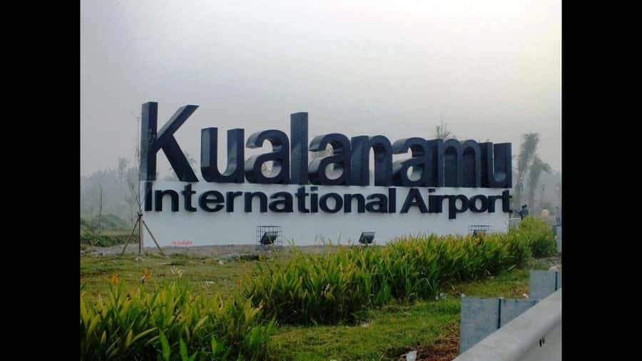 MEDAN : Private Car Driver For Medan Excursions - Food, coffee, and shopping without a fixed group