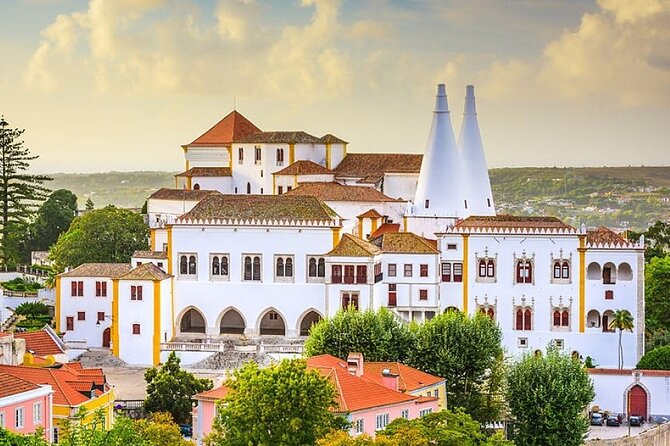 Medieval Vila de Sintra Tour from Lisbon in Mercedes de Luxo - Local flavor beyond the palace walls