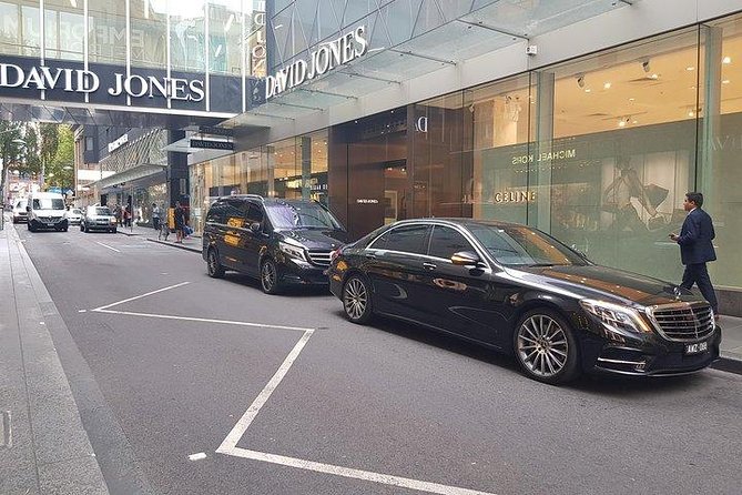 Melbourne Airport Arrival Or Departure Luxury Car Transfers - A private start or finish at Melbourne Airport