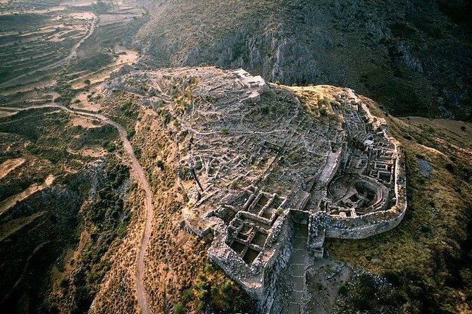 Mercedes Private Tour Anc.Corinth- Anc.Nemea - Mycenae- Nafplio - Nemea combines stadium stones and Agiorgitiko wine
