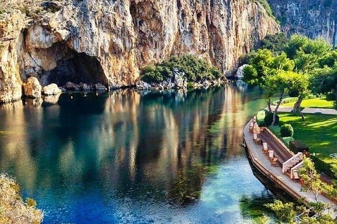 Mercedes Private Tour to Temple of Poseidon with Lunch and Swim - Mercedes comfort, Wi-Fi, and what is included