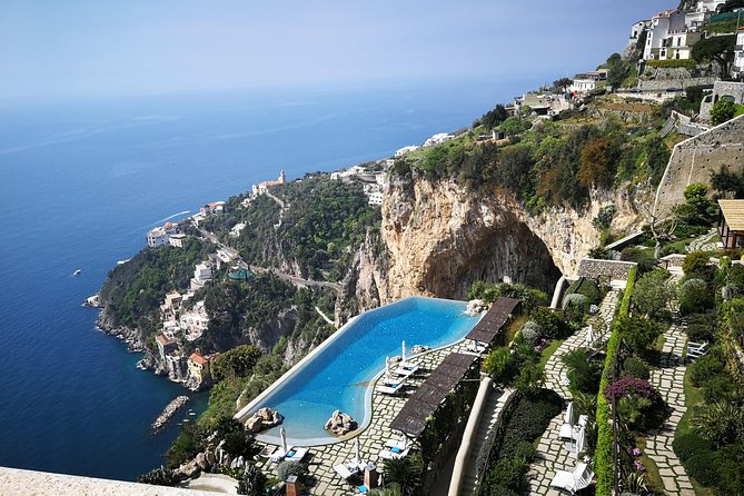 Minivan Tour | Amalfi Ravello and Pompeii with driver - Who will get the most from this tour?