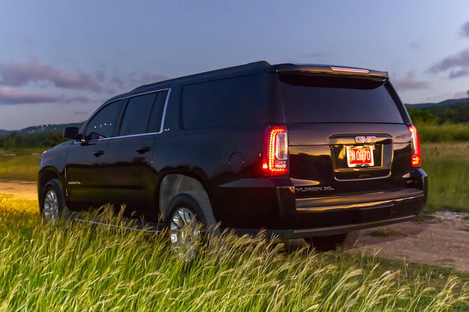 Montego Bay, Negril, Ocho Rios Areas Private Luxury Transfer - Return transfers and flight-day planning