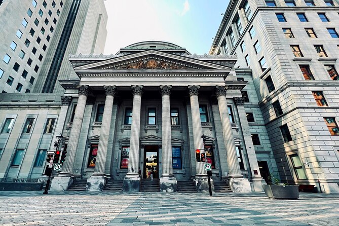 Montreal: 3-Hour Private Car Tour with Expert & Free Pick up - A Broader Drive Through Downtown Montreal