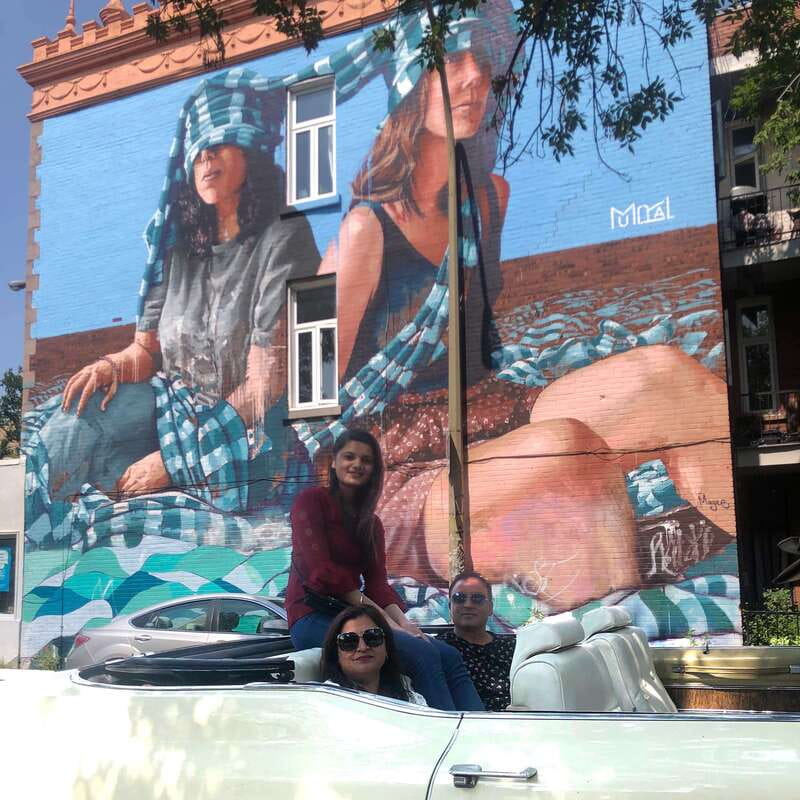 Montréal: Guided Tour in Vintage Convertible Cadillac - Should you book it?