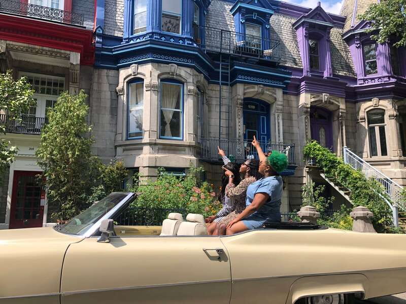 Montréal: Guided Tour in Vintage Convertible Cadillac - Mount Royal and the three-hour view