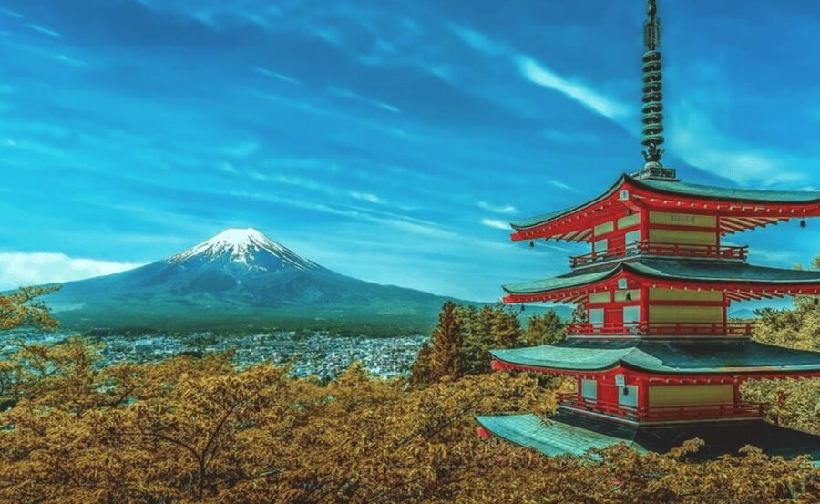 Mt. Fuji Sightseeing Day Tour With English Speaking Driver - Lake Kawaguchiko, water views, and an hour to breathe