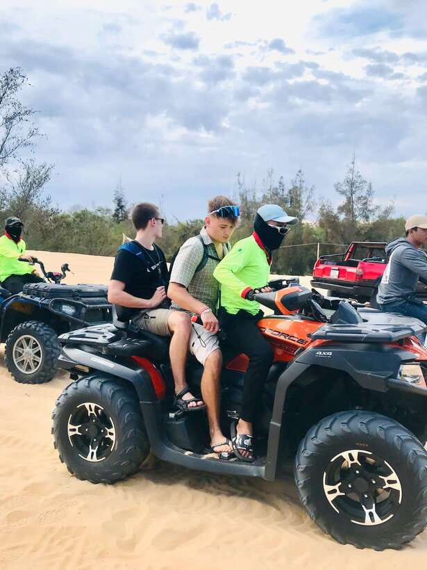 Mui Ne: Sunrise or Sunset Jeep Tour & Quad Bike With Driver - Why the White Sand Dunes are the main event