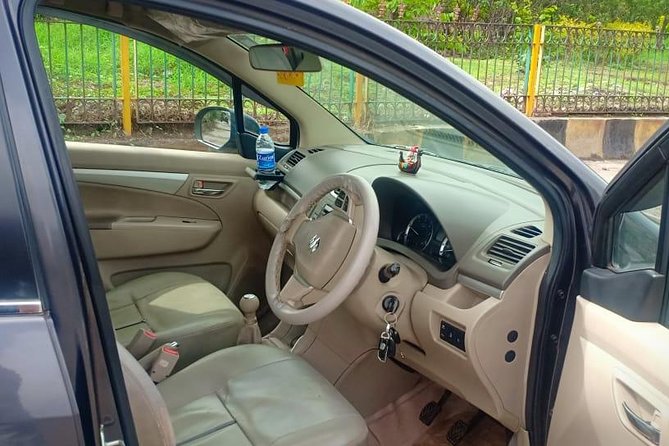 Mumbai Private Car Rental with Professional Driver - Gateway of India and the South Mumbai sights