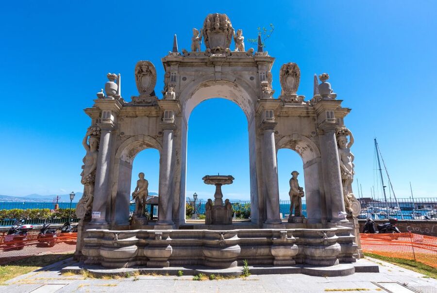 Naples Private Tour with driver and tour guide - What the private format changes