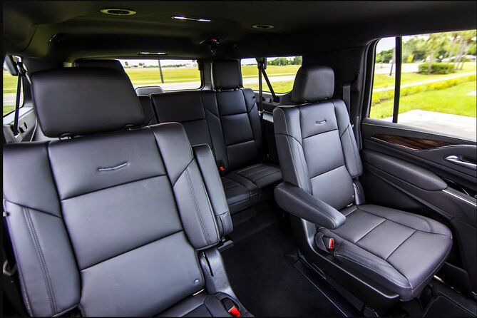 Nashville Limo Service and BNA Airport Transportation - Private service for airport runs, weddings, and concerts