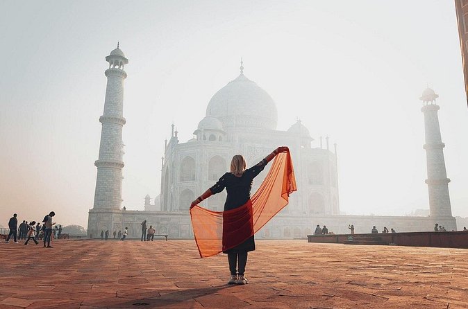 New Delhi:Agra Taj Mahal Private Car Sightseeing Tour - The guides can shape the whole day