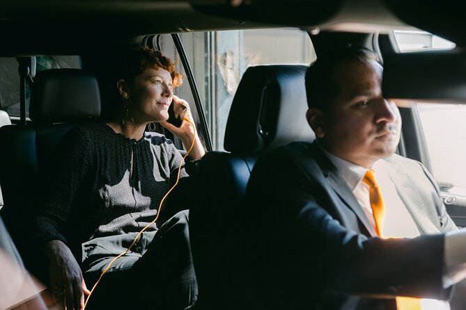New Orleans Arrival Chauffeur Driven Transport - Curbside pickup requires a little planning