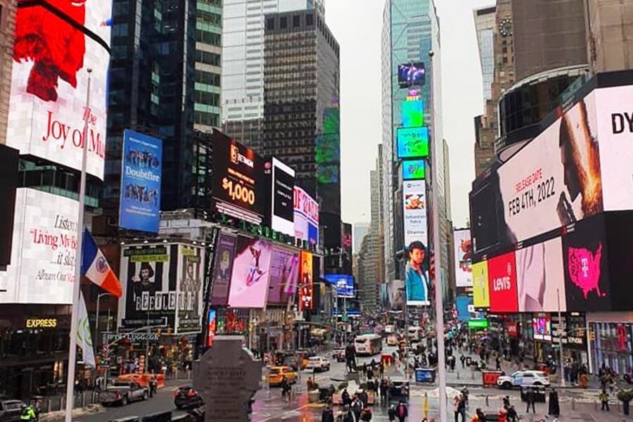 New York City: JFK Airport Private Limousine Transfer - Who gets the most from this transfer