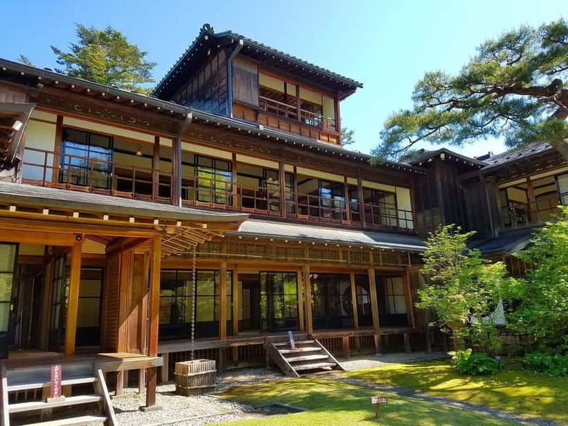Nikko in Style: Luxury private Day Tour with English guide - Tokyo to Nikko: comfort matters on a 10-hour day