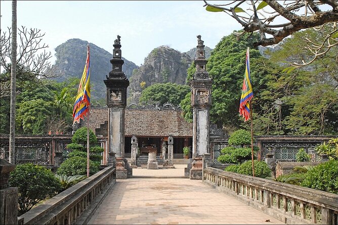 Ninh Binh 2D1N Excursion from Hanoi by Limousine - Bai Dinh Pagoda and a Change of Pace