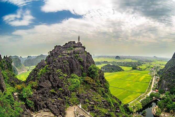 Ninh Binh 2D1N Excursion from Hanoi by Limousine - Trang An’s Caves and Limestone Cliffs