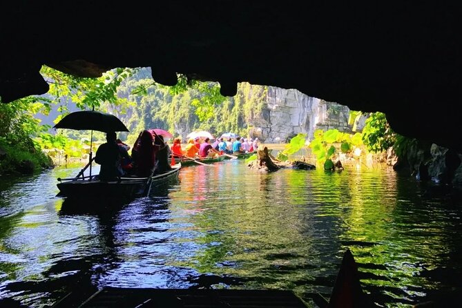 Ninh Binh Day Tour Tam Coc Mua Cave Hoa Lu Buffet Lunch Limousine - The morning ride from Hanoi