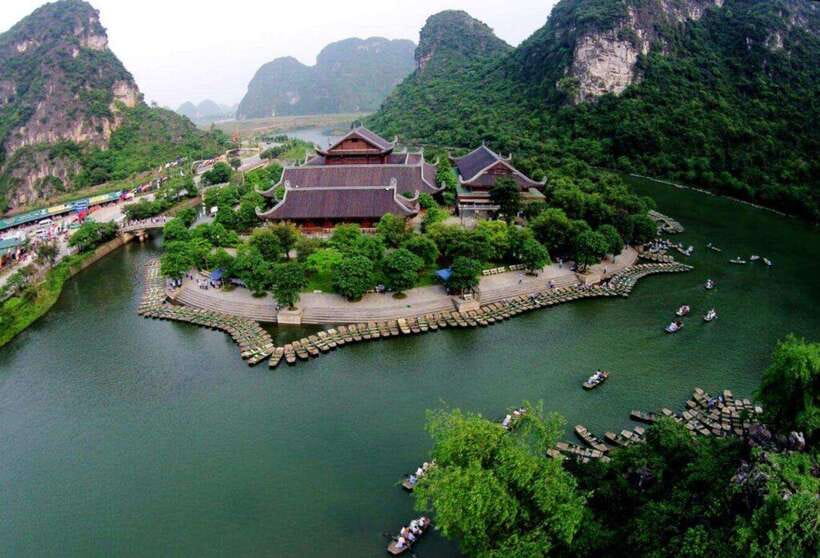 Ninh Binh: Hoa Lu Mua Cave Trang An on Limousine and Cycling - What the $48 price includes