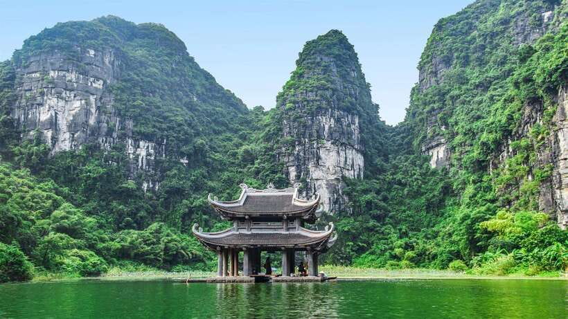 Ninh Binh: Hoa Lu Mua Cave Trang An on Limousine and Cycling - Cycling around the ancient capital at Hoa Lu