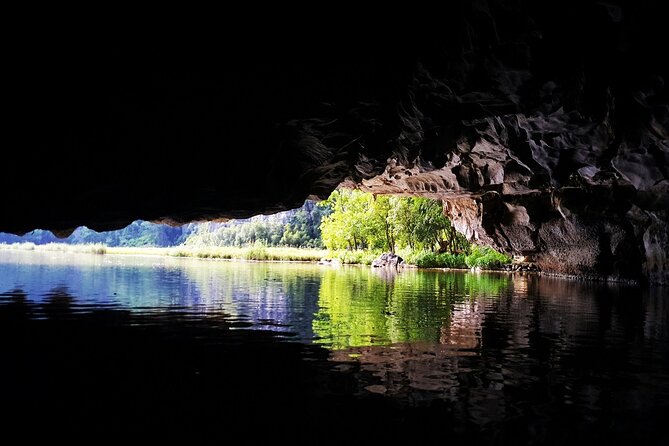 Ninh Binh Luxury Day Tour by Limousine- Small Group- All included - The long return to Hanoi
