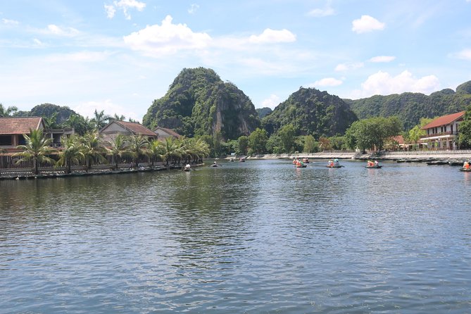 Ninh Binh Luxury Tour 2 Days 1 night by limousine See Hidden Gems - Cooking class, dinner, and the overnight stay