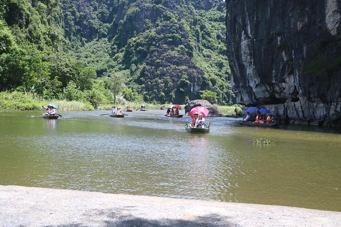Ninh Binh Luxury Tour 2 Days 1 night by limousine See Hidden Gems - Mua Cave and the 500-step climb