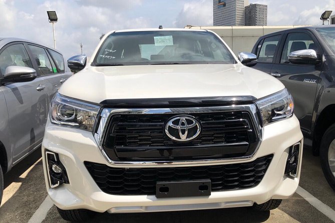 Noi Bai airport to Ha Noi city transfer by private car - The road toward Hanoi, Halong Bay, or Tuan Chau