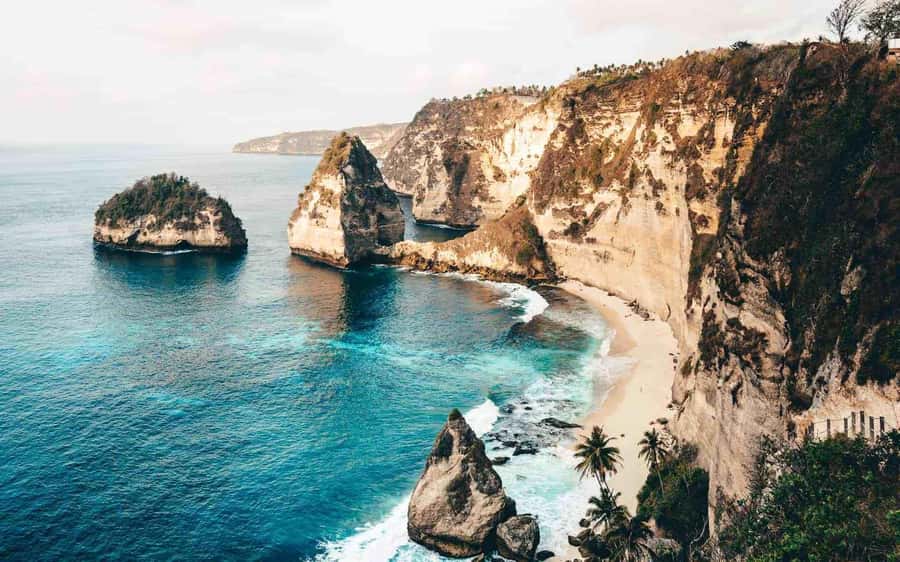 Nusa Penida: Private Car Hire with Driver - East Nusa Penida: Diamond Beach, Atuh Beach, and Goa Giri Putri