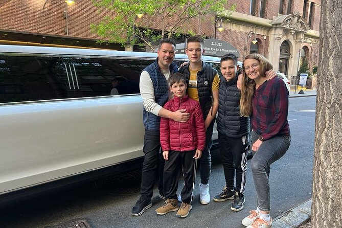 NYC Limousine Tour (New York "NYC Limo Tour" Limo, SUV Or Van ) - Is $797 a good value for your group?