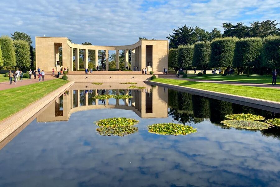 Omaha, Utah Landing Beaches Small-group by Mercedes - Who will get the most from this tour