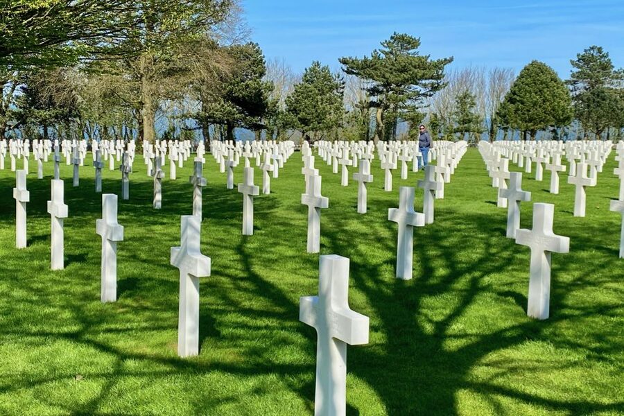 Omaha, Utah Landing Beaches Small-group by Mercedes - Pointe du Hoc and the Atlantic Wall
